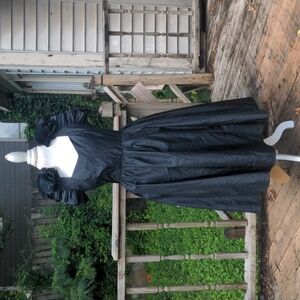 Vintage 1980s black plus-size prom bridesmaid dress, Beetlejuice goth witch
